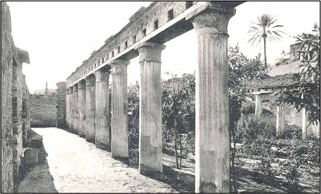 II.2 Herculaneum. Undated postcard entitled “Peristilio della Casa d’Argo”.
Looking south along east portico. Photo courtesy of Peter Woods.