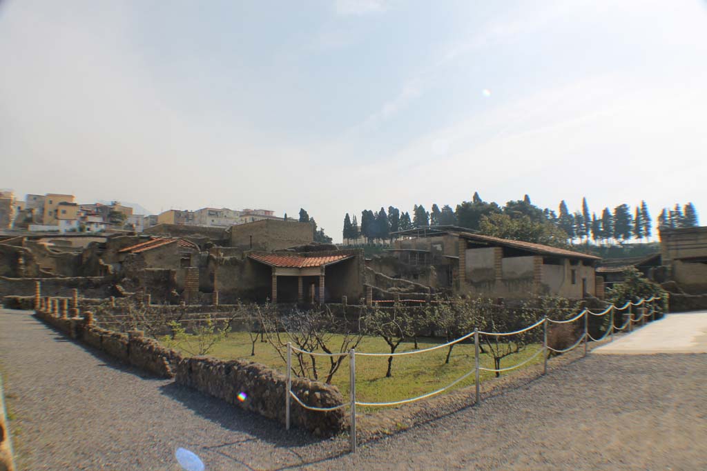 III.1, Herculaneum. March 2019. Area 31, looking across garden area towards north side, and north-east corner.
Foto Annette Haug, ERC Grant 681269 DÉCOR.
