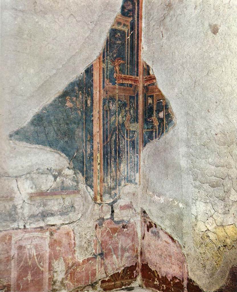 IV.2/1, Herculaneum. Detail of north-east corner of large triclinium 12, as seen in 1971.
On the red zoccolo of the north wall, in the corner a painted Iris can be seen.
In the upper corner of the black middle zone of the north wall, one of the two painted golden griffins can be seen.

