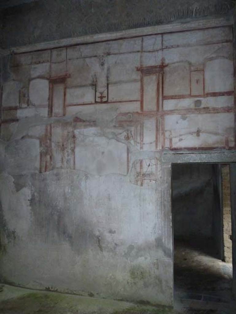 IV.4 Herculaneum. September 2015. Room 24, east wall with doorway to anteroom 23.

