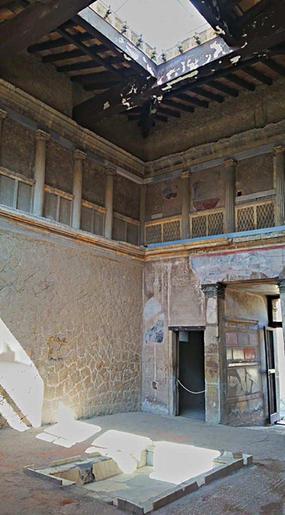 V.1 Herculaneum, photo taken between October 2014 and November 2019. 
Looking south-west across atrium, with doorway to room 3, in centre. 
Photo courtesy of Giuseppe Ciaramella.
