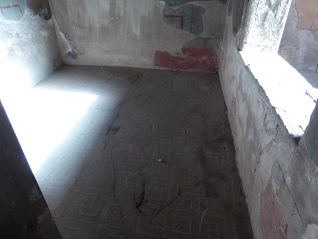 V.1, Herculaneum, October 2014. Room 7, looking east across flooring. Photo courtesy of Michael Binns.