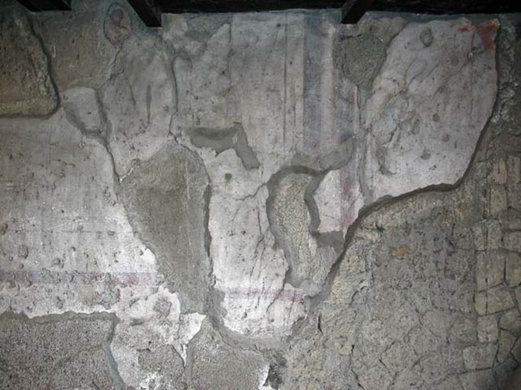 V.6, Herculaneum. September 2003. South wall of shop-room, with painted decoration. Photo courtesy of Nicolas Monteix.