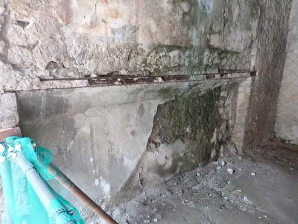 Ins. V, 20. May 2010. Bed-recess in east wall of rear room.