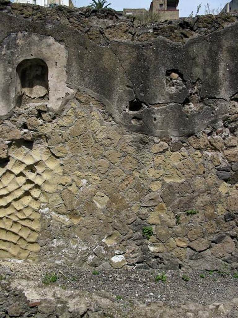 V.28, Herculaneum. May 2003. North wall of rear corridor. Photo courtesy of Nicolas Monteix.
