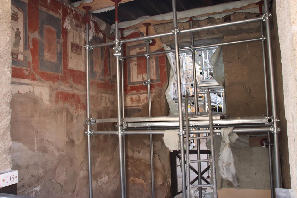 VI.16 Herculaneum. October 2023.
Looking towards east wall and south-east corner, with doorway to atrium of VI.17 in south wall, under renovation.
Photo courtesy of Klaus Heese.