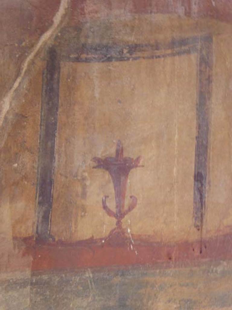 VII.2 Herculaneum. September 2015. Exedra 11, detail from centre of upper south wall.  Photo courtesy of Michael Binns.
