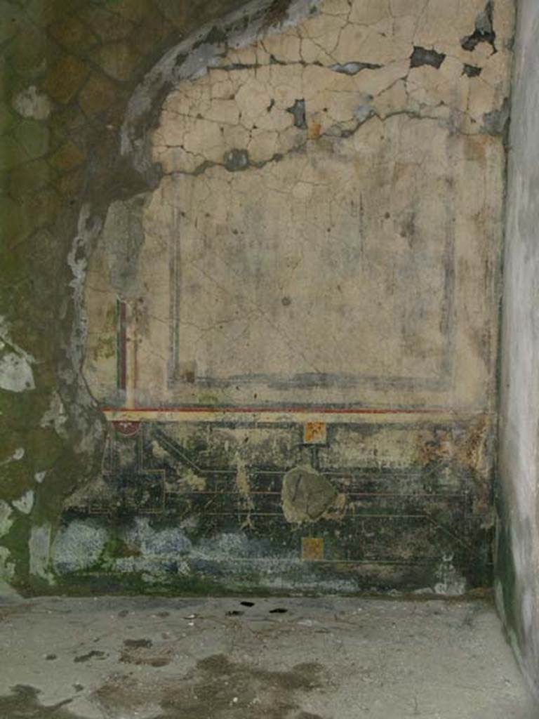 An old stone building
Description generated with high confidence