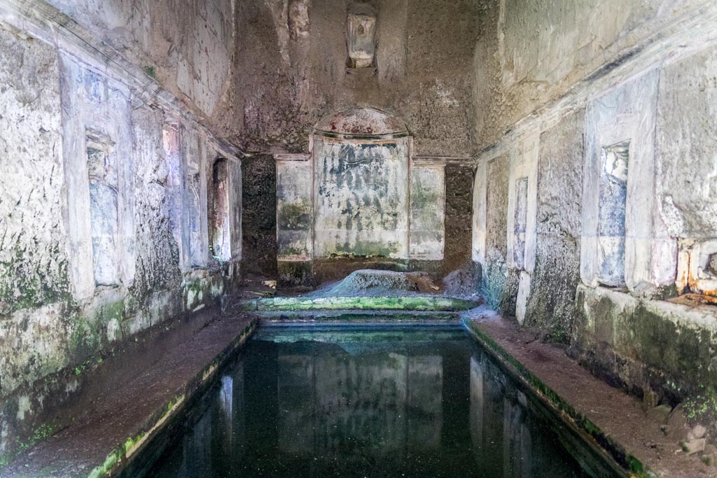 South-western baths, Herculaneum. October 2023. Room 1, interior of baths complex. Photo courtesy of Johannes Eber. 

