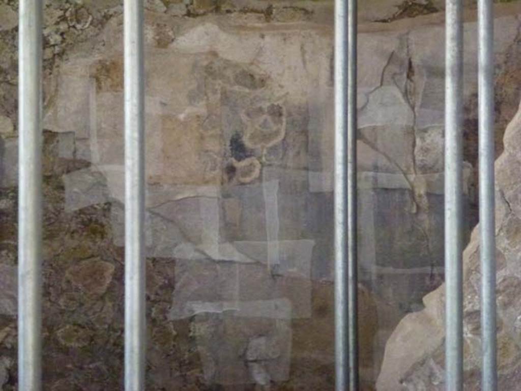 House of Dionysiac Reliefs, Herculaneum. June 2012. Room (l3), north wall.
Photo courtesy of Michael Binns.
