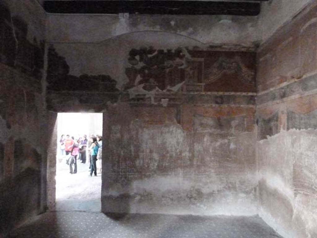III.11 Herculaneum. May 2010. Room 8, east wall. 