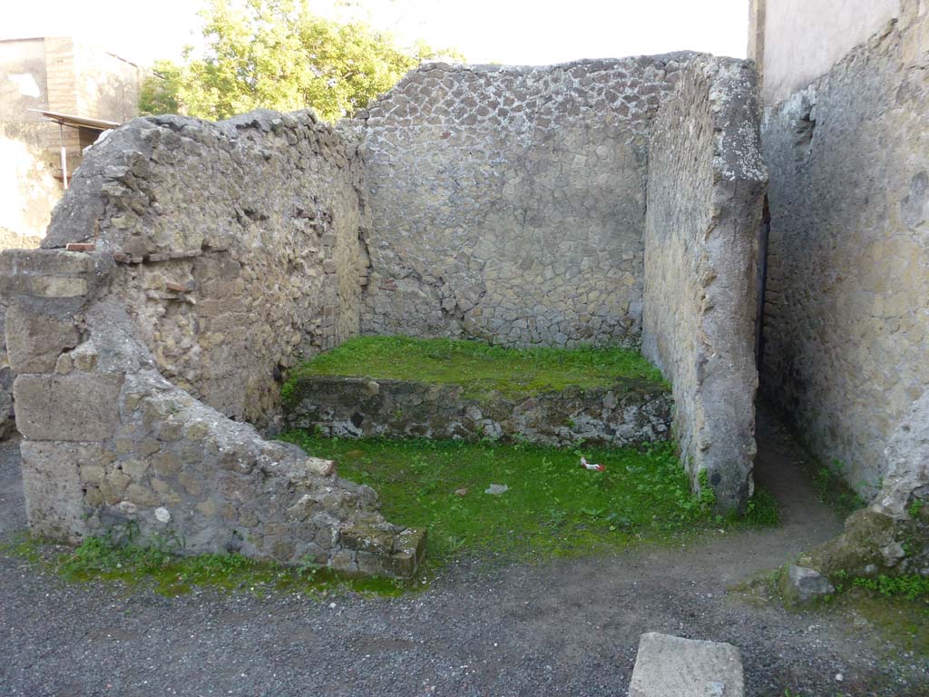 III.19/18/1, Herculaneum. October 2012. 
Doorway to a room on east side of unnumbered room, with corridor on the right, leading to apodyterium of baths area. 
Photo courtesy of Michael Binns.
