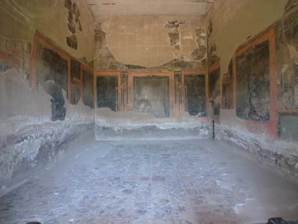 E%20xx%20170611%203w%20P1030583