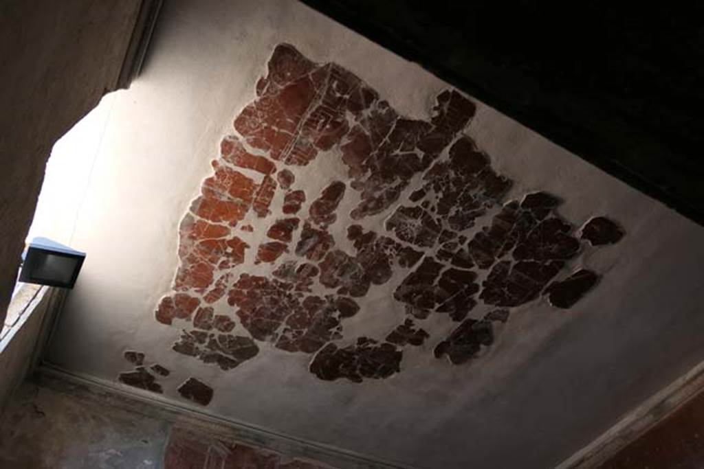 IV.21, Herculaneum, June 2017. Triclinium 5, detail of recomposed ceiling. Photo courtesy of Michael Binns.