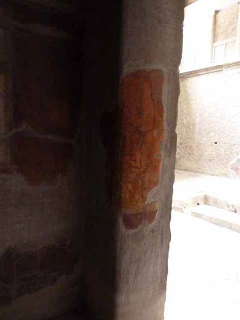 V.1 Herculaneum. May 2010. Room 4, looking towards east side of doorway. 