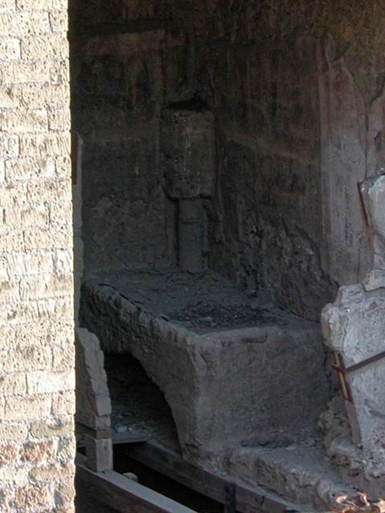 V.7/6, Herculaneum. September 2003. Upper room e, looking east from room d towards hearth.  Photo courtesy of Nicolas Monteix.



