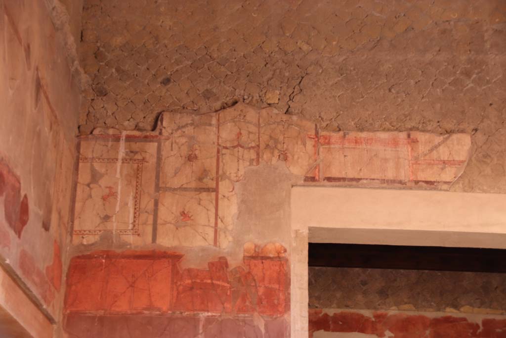 V.15 Herculaneum, October 2020. Looking towards upper south wall of atrium, in south-east corner. Photo courtesy of Klaus Heese.