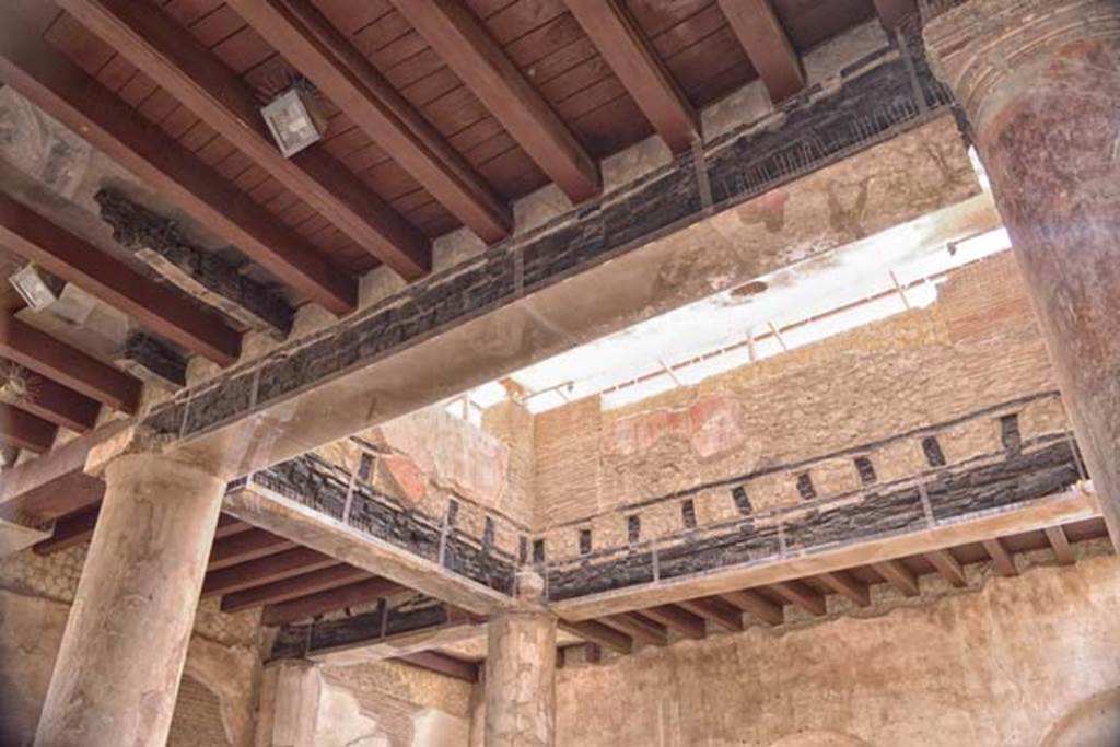 VI.21, Herculaneum, April 2018. Looking towards upper north-east corner. Photo courtesy of Ian Lycett-King. Use is subject to Creative Commons Attribution-NonCommercial License v.4 International.
