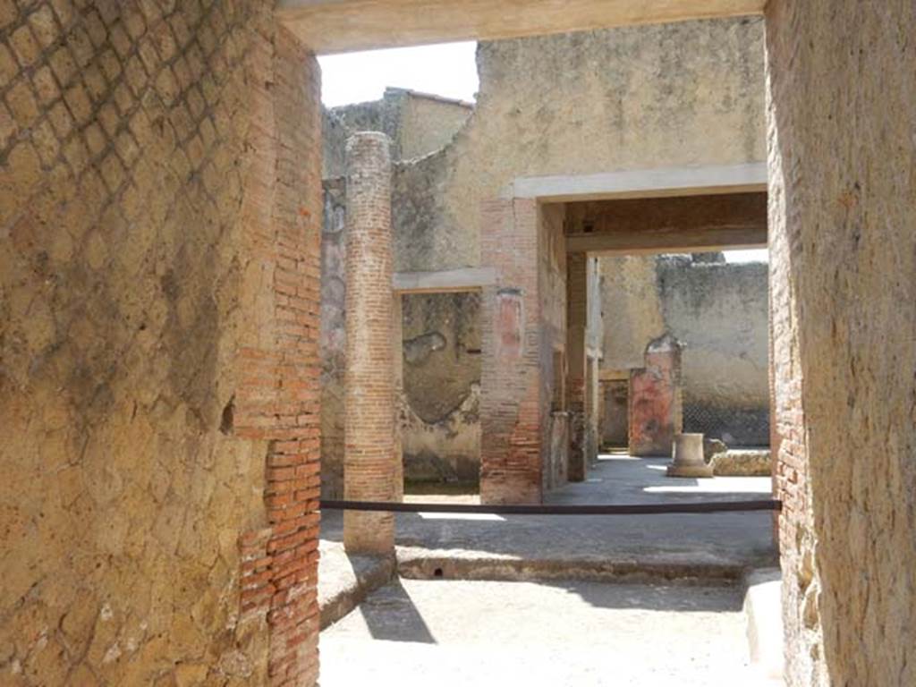 VI.29, Herculaneum. May 2018. Looking north-east across atrium 3 towards doorway to room 4.
Photo courtesy of Buzz Ferebee.

