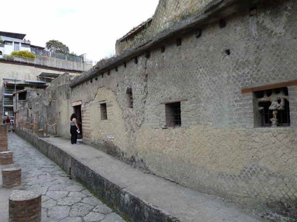 Cardo IV Superiore, Herculaneum. May 2010. Looking north-east along Cardo IV Superiore towards entrance doorway of IV.8.