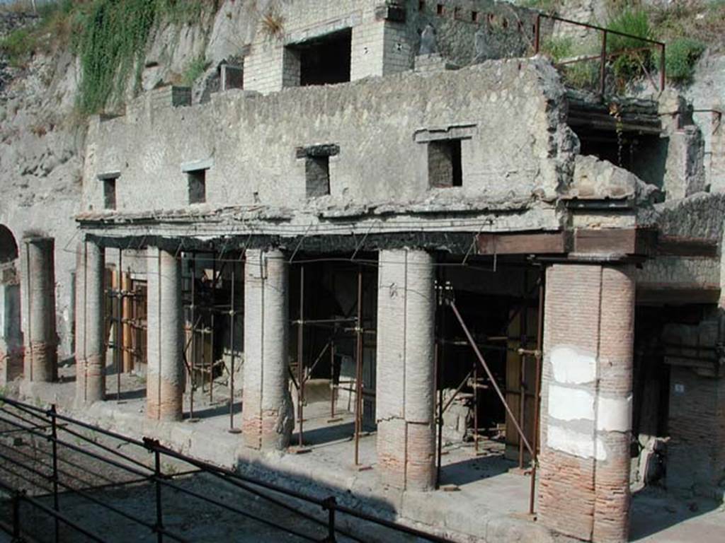 An old stone building

Description generated with very high confidence